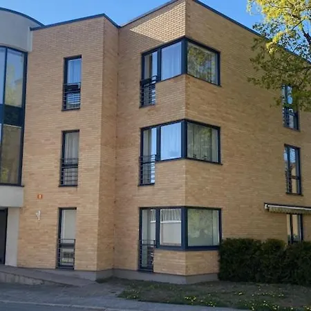 Vallika Ideaal Asukohaga Place Apartment